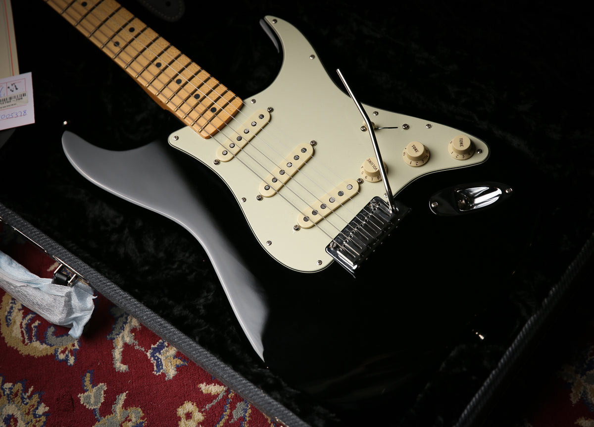 2018 Fender USA The Edge Stratocaster Signature Model Black - ProTone Music