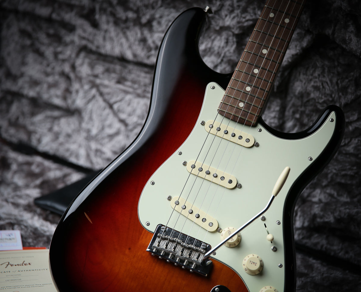 2019 Fender American Professional Stratocaster 3 Tone Sunburst &amp; Hard Case - ProTone Music