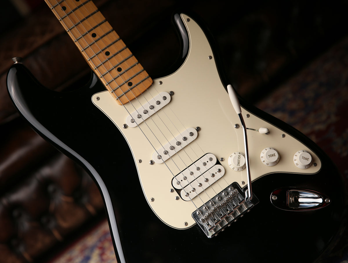 2010 Fender Mexican Standard Stratocaster HSS Black