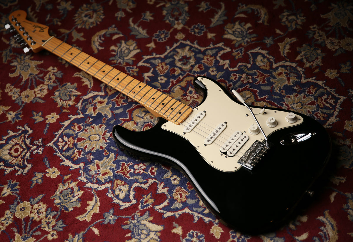 2010 Fender Mexican Standard Stratocaster HSS Black