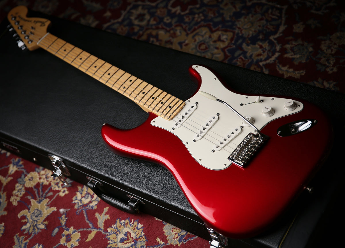 2012 Fender American Special Stratocaster Candy Apple Red