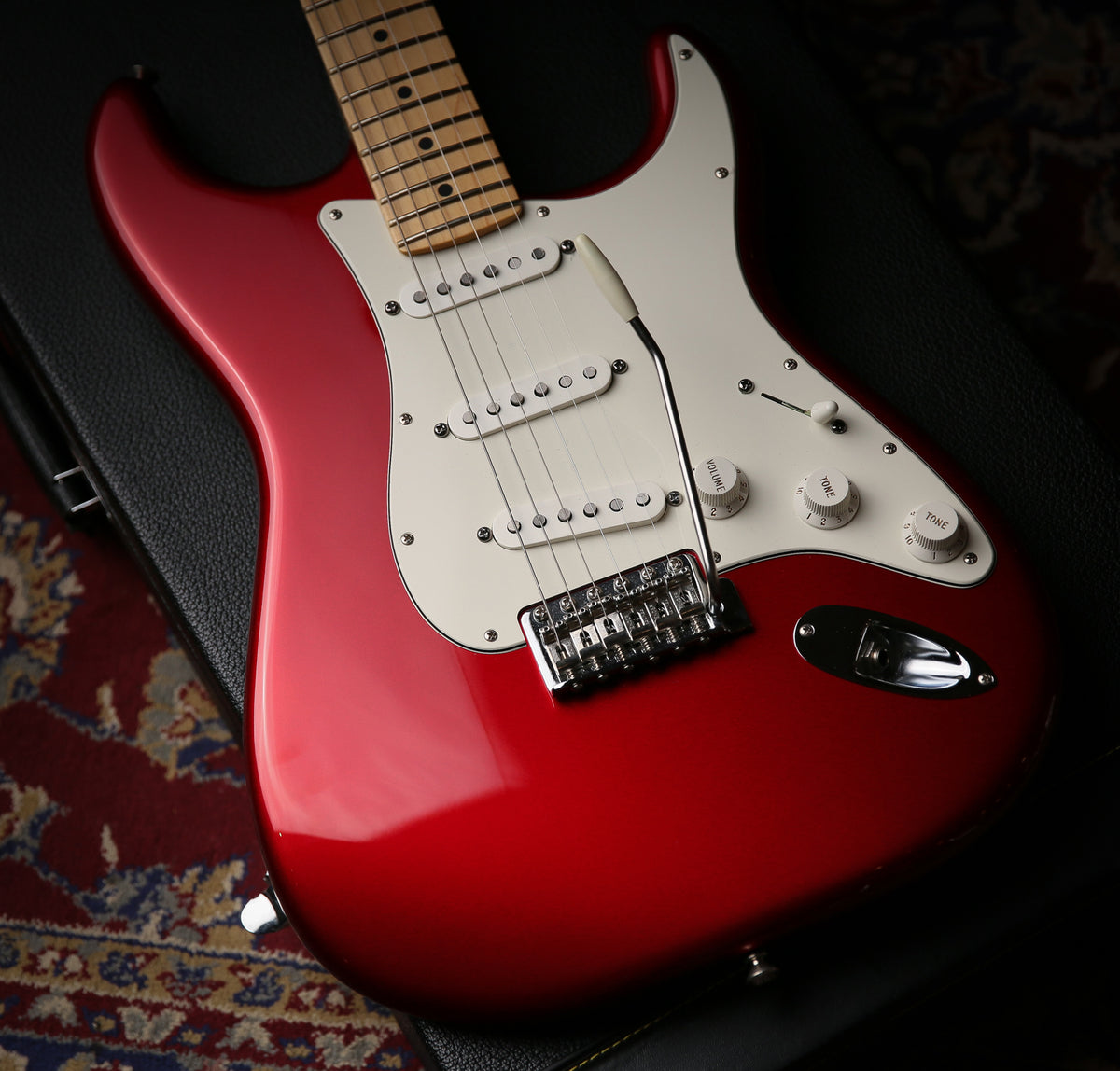 2012 Fender American Special Stratocaster Candy Apple Red