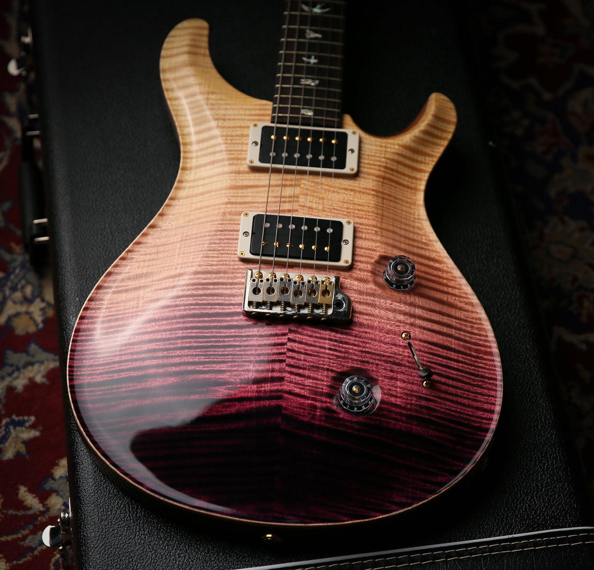 PRS Custom 24 10 Top Custom Colour Purple Fade Finish