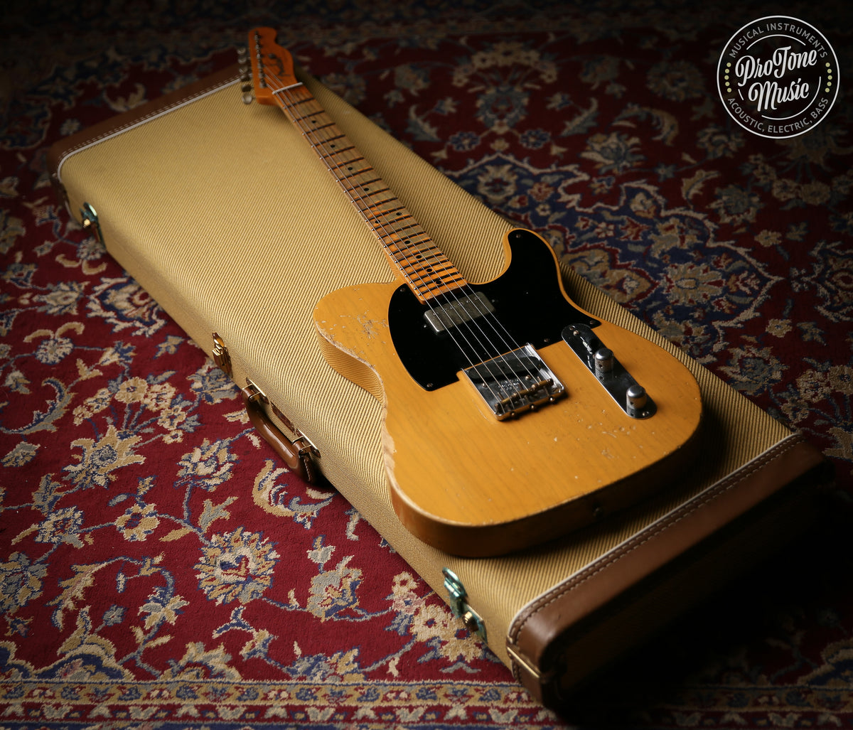 2011 Fender USA Custom Shop 52&#39; Telecaster Heavy Relic Butterscotch Blonde