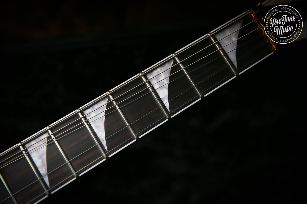 Jackson Pro Series RR3 Rhoads Ivory with Black Pinstripe &amp; Hard Case