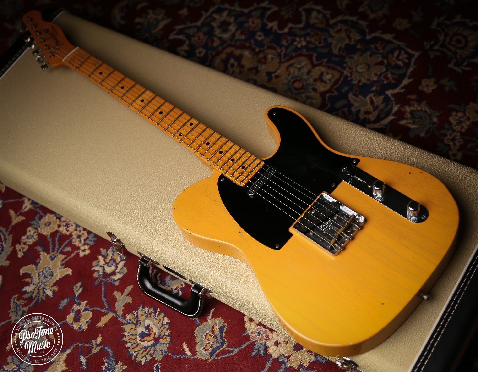 人気最新作fender American vintage \'52 telecaster ギター