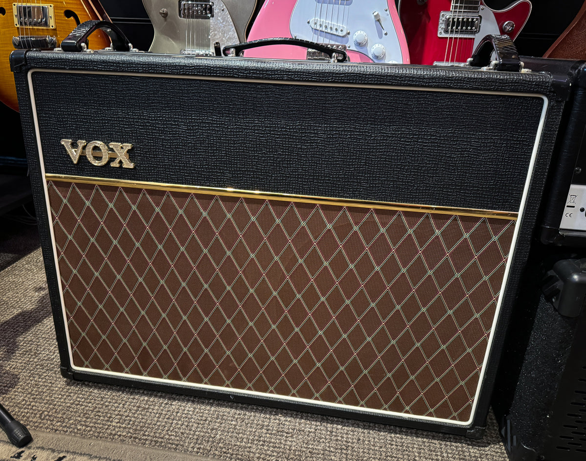 VOX AC30 C2 Valve Guitar Amplifier 30 Watt 2  x 12 - ProTone Music